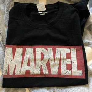 MARVEL logo black t-shirt